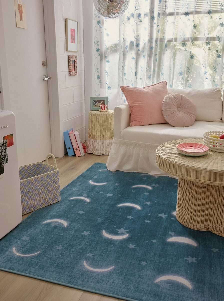 Soft tufted moon phase rug for modern living room